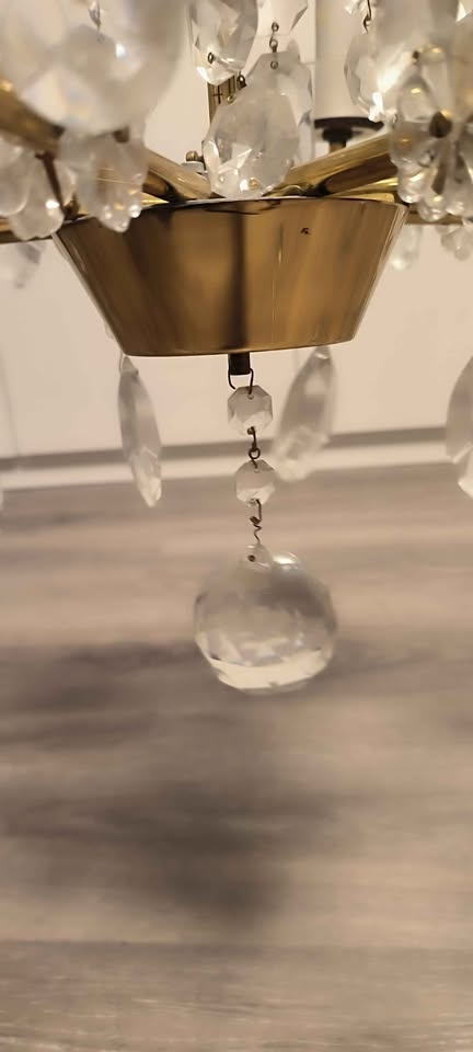 Skleněný lustr - 2