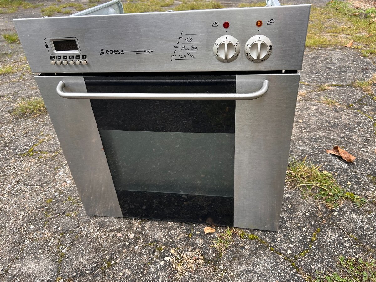 Vestavná trouba Edesa - 2