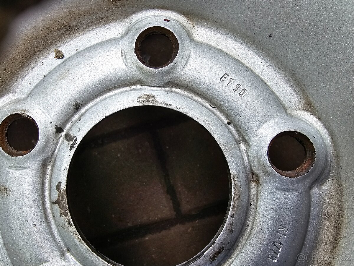 Kola disky Dacia Duster R16 5x114,3 ET50 - 2