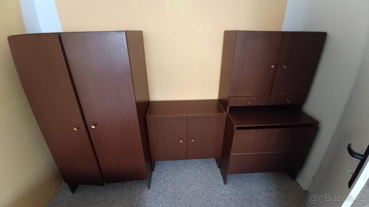 Prodám nábytek - 2