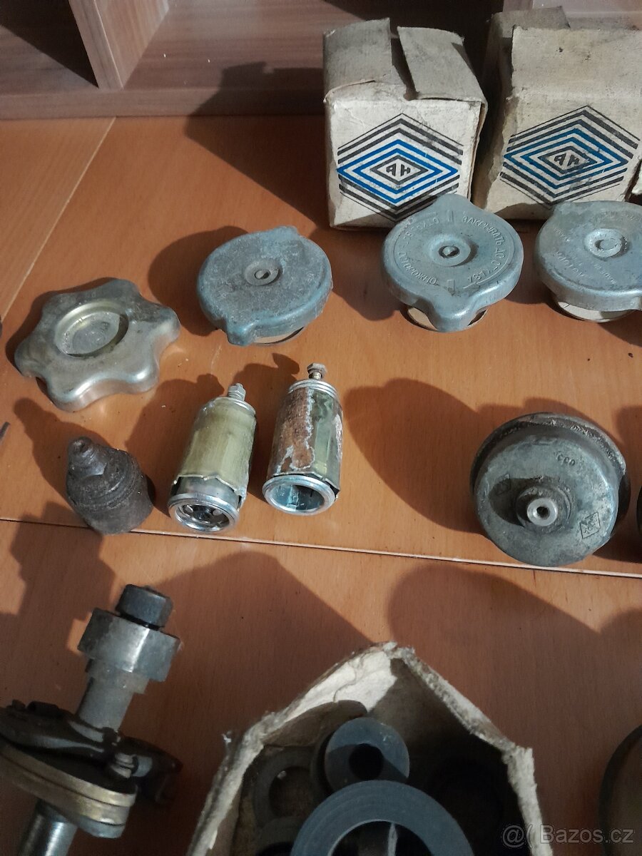 Gaz 21,24,Škoda náhradní díly - 2