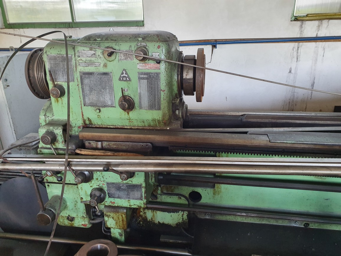 Hrotový soustruh SU 63 A / 2000 - 2