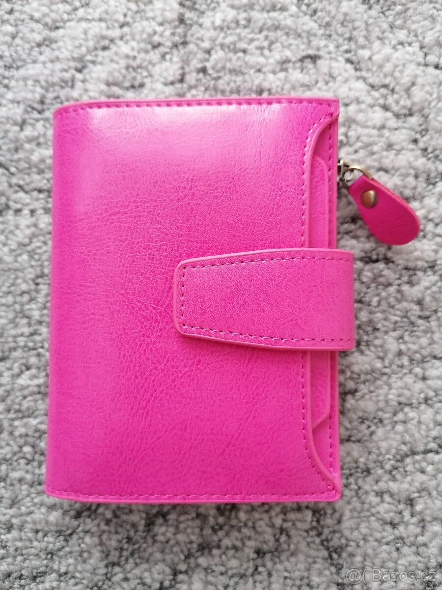 Nová růžová peněženka - 2