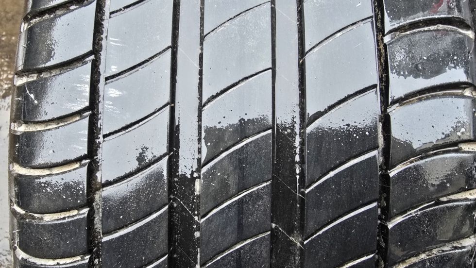 Letní pneu 225/50/17 Michelin - 2