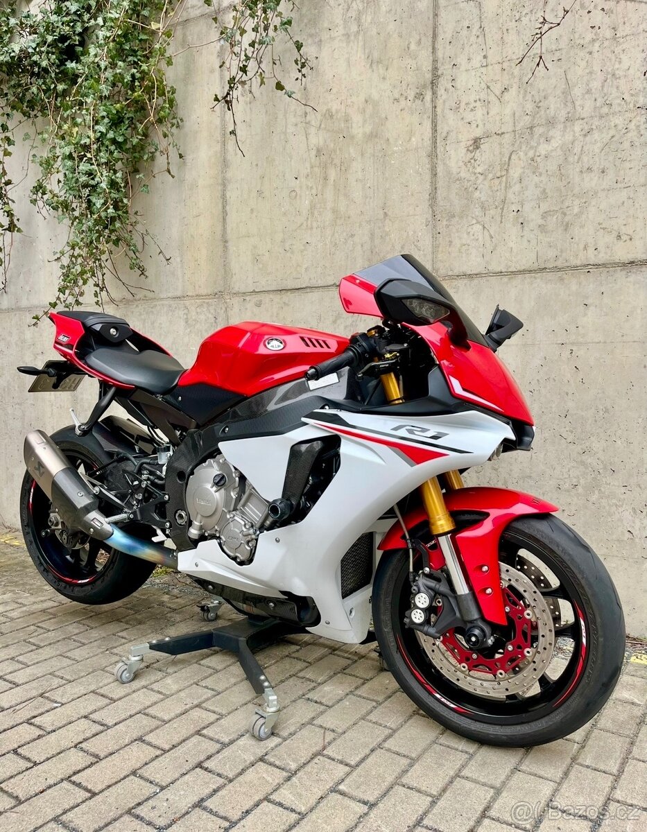 Yamaha YZF-R1 RN32 - 2