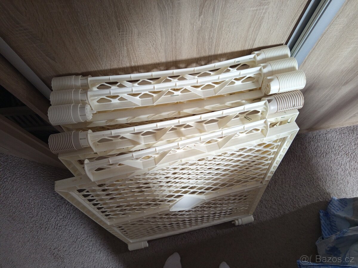 Plastová ohrádka - 2