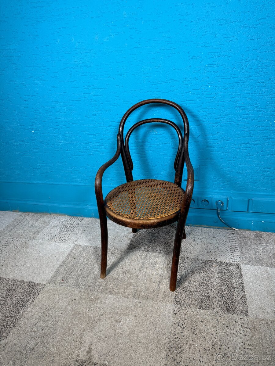 Dětské křeslo Thonet starožitné - 2