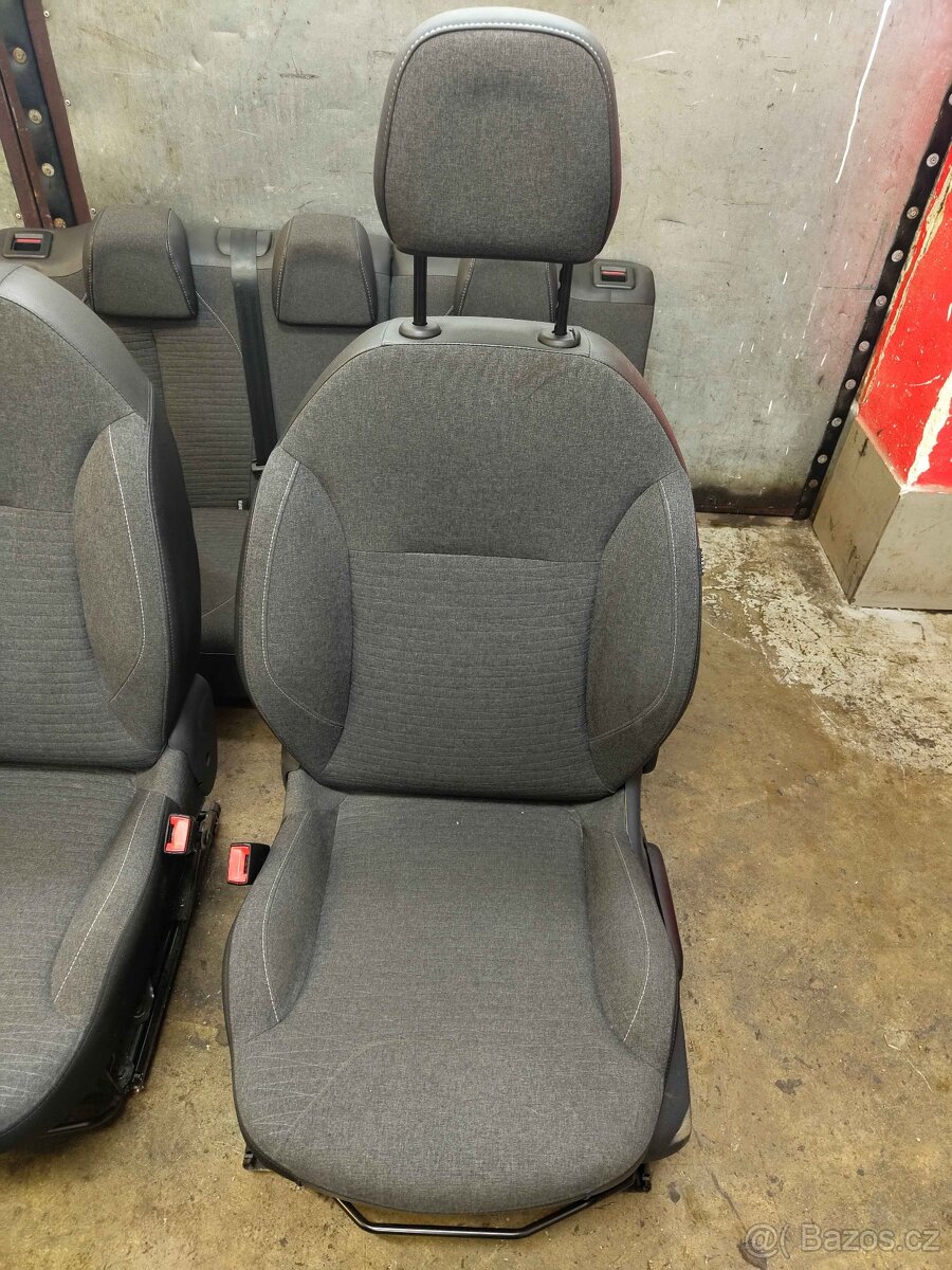 Sedačky Citroën C3 (09-16) - 2