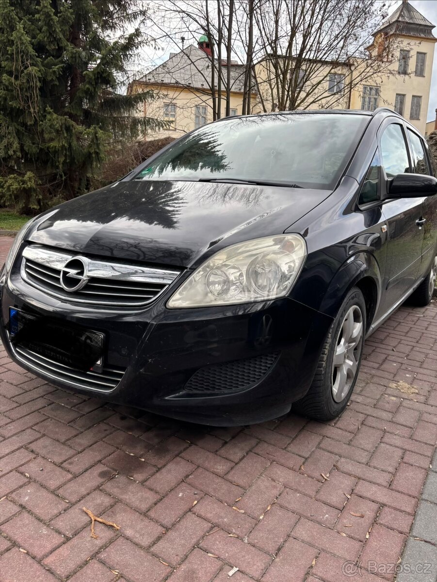 Opel Zafira b - 2