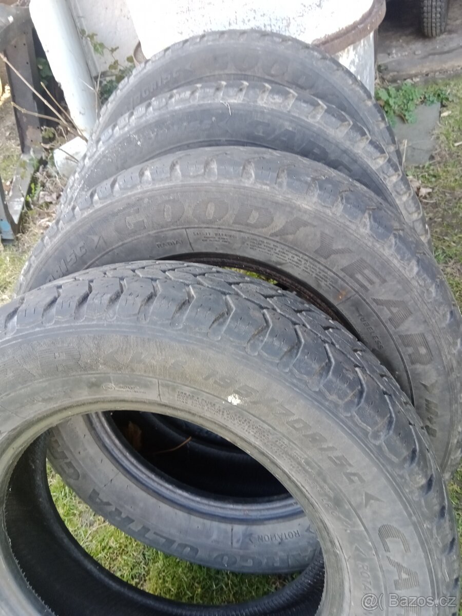 Good Year 195/70 R 15 C - 2