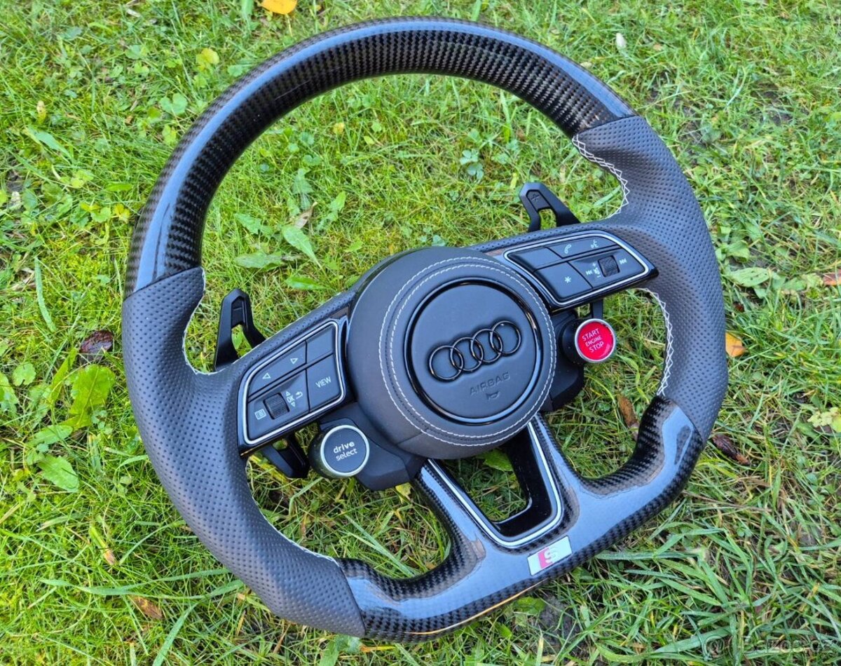 -AUDI R8 VOLANT SPORTOVY START/STOP - DRIVE SELECT - 2