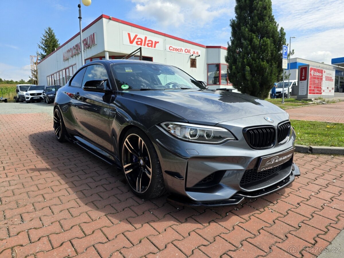 BMW M2 F87 2017 - MANUÁL - SERVIS BMW - VYBAVENO - 100 TKM - 2
