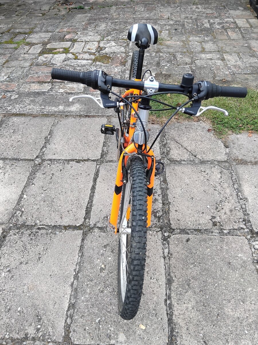 Leader Fox 24-  výborný stav - 2