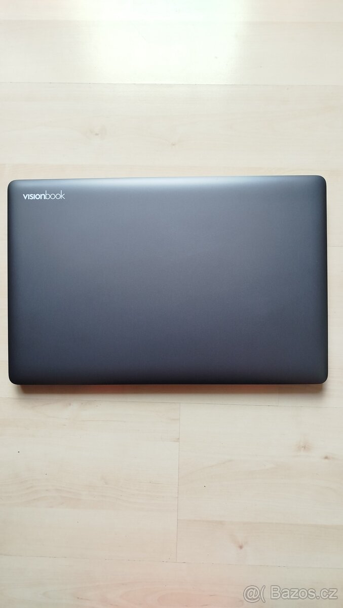 Umax Visionbook N15G Plus - 2