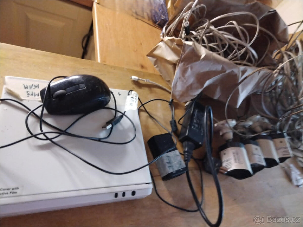 ZMODO hard disk (rekordér přidám zdarma) + kabely - 2