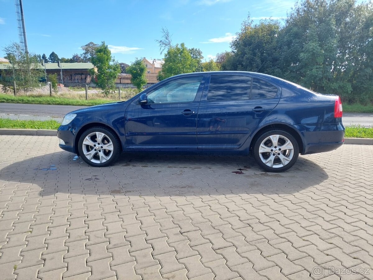 Prodám Škoda Octavia 2 hatchback - 2