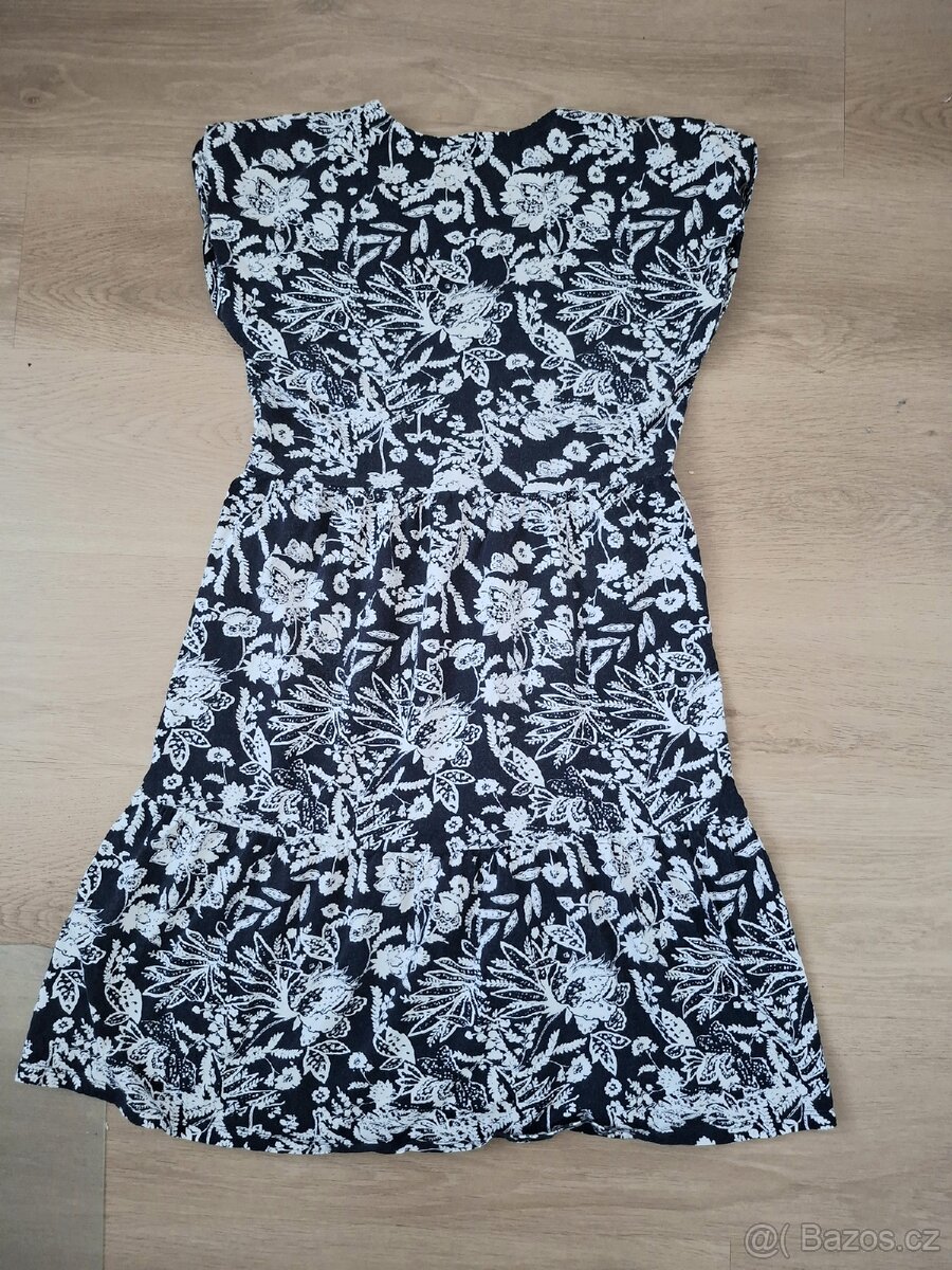 Tmavě modré květinové šaty - Orsay, velikost odhad S/M - 2