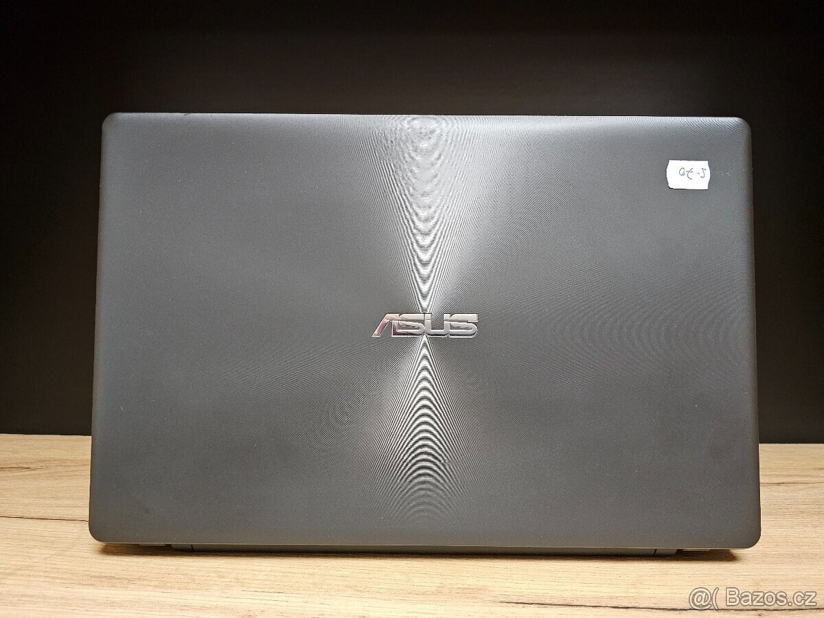 Notebook ASUS X550C - 2