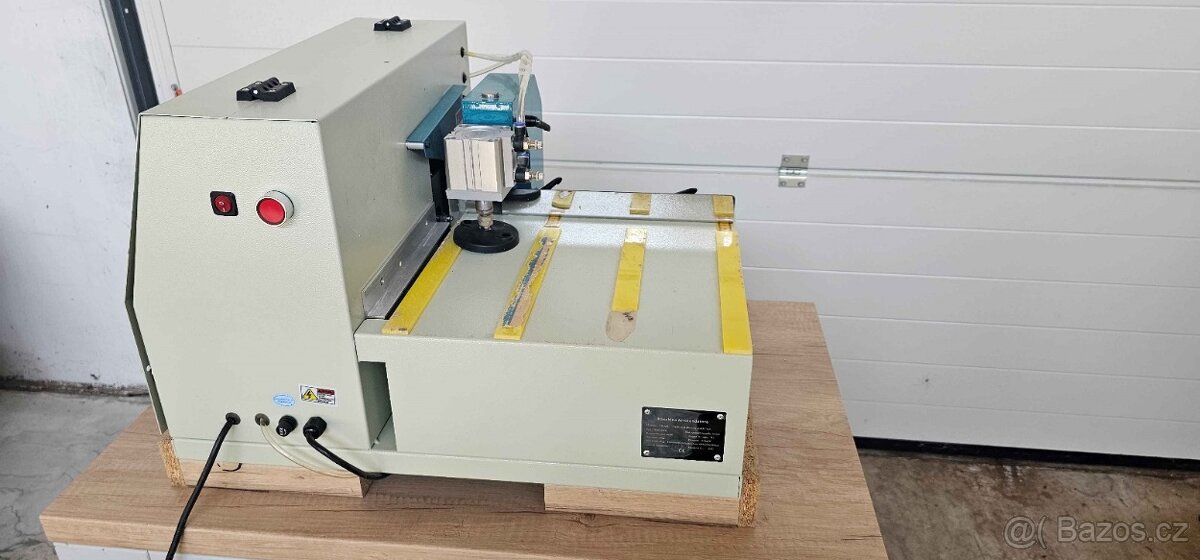 Rožkovač na ABS hrany GRIGGIO GRA/N s podstavcem - 2