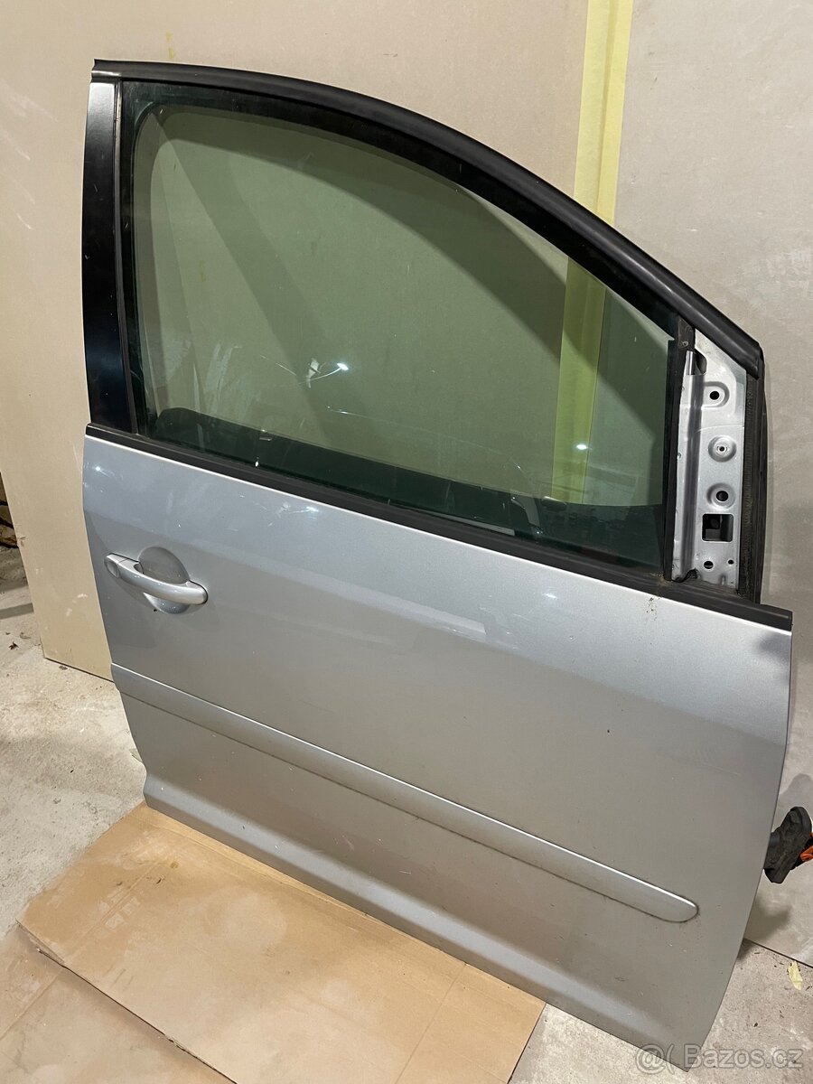 VW Touran 1T pravé dveře - 2