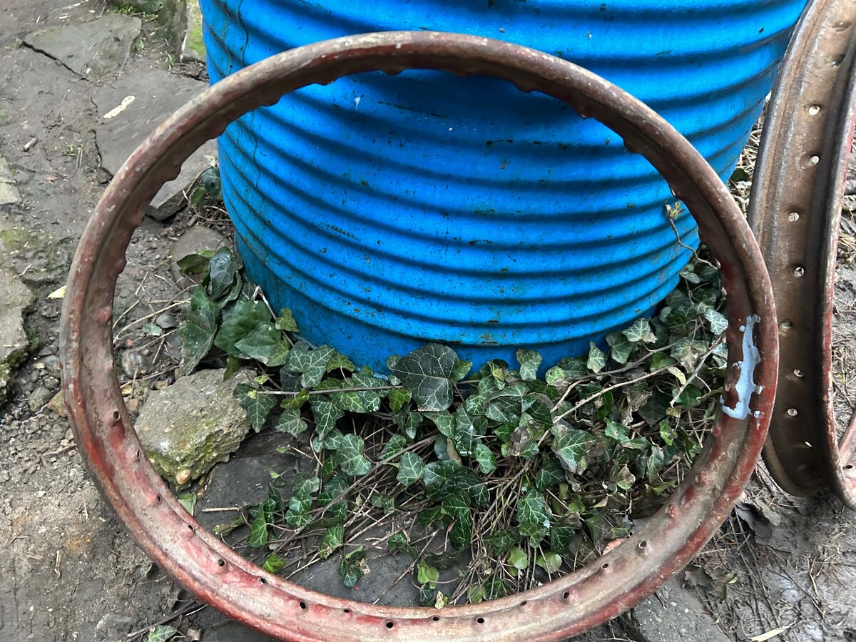 Ráfky Jawa pérák - 2