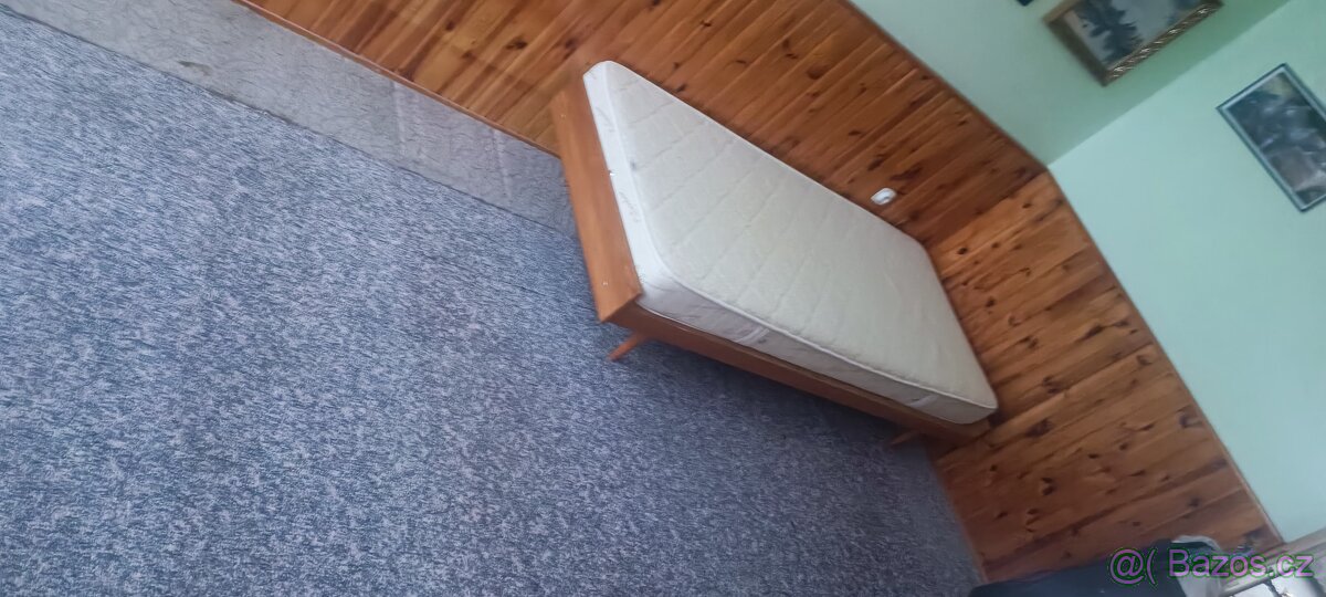 Stará válenda s matrací - 2