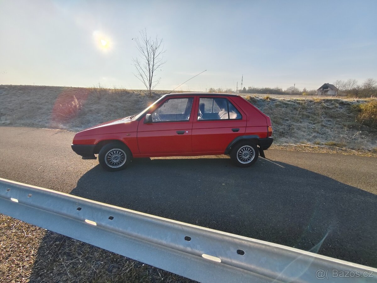 Škoda Favorit 1,3 LXI - 2