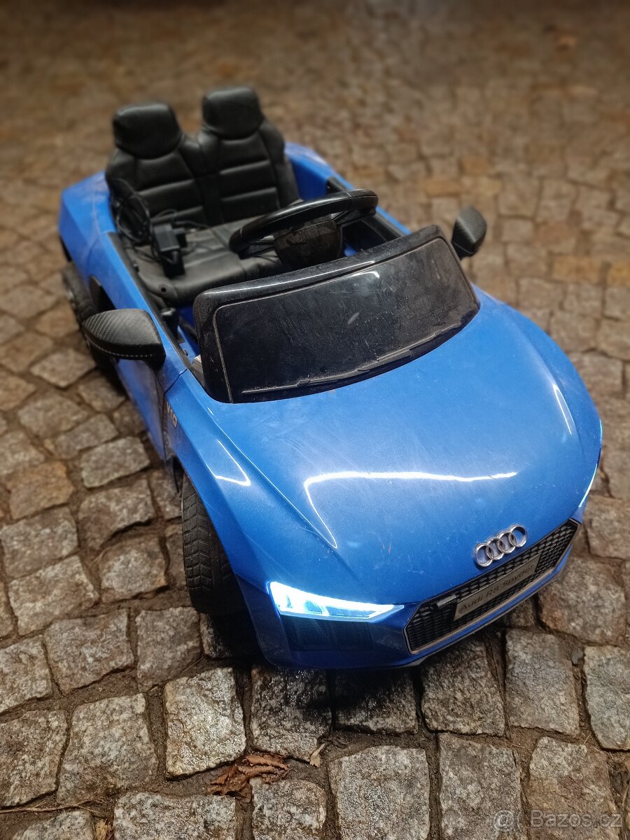 Elektrické autíčko Audi - 2