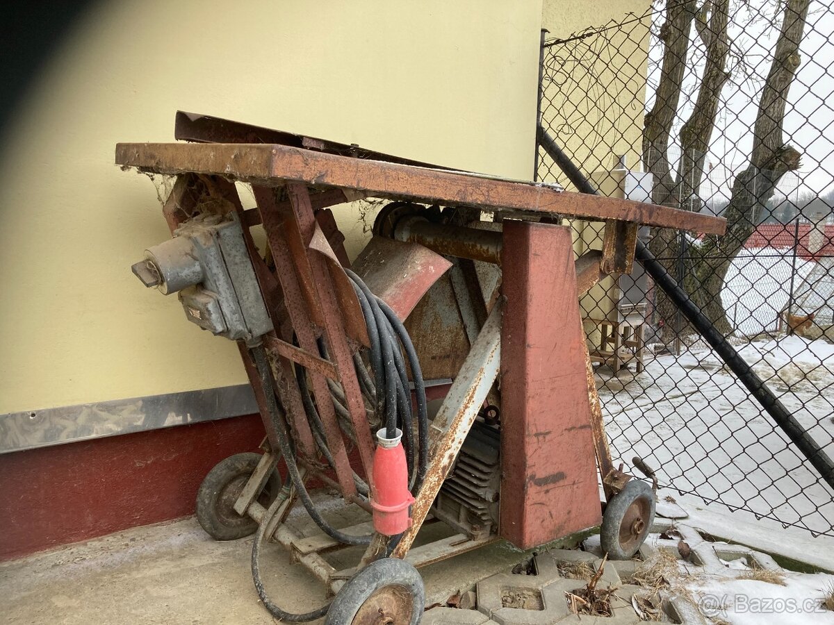 Cirkulárka s kolébkou - 2