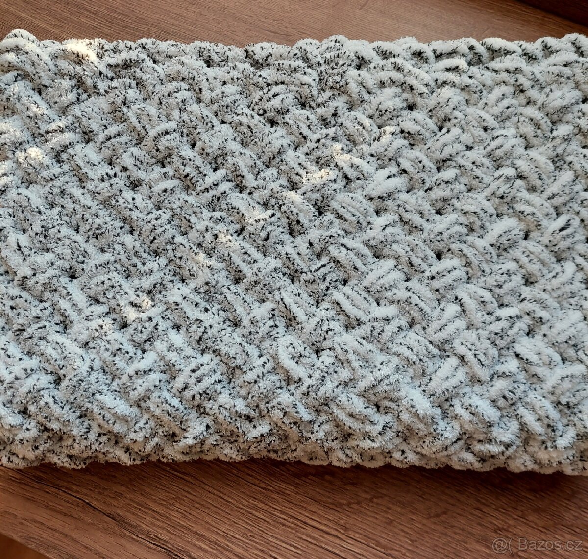 Dětská deka bílá s černým žíháním - 2