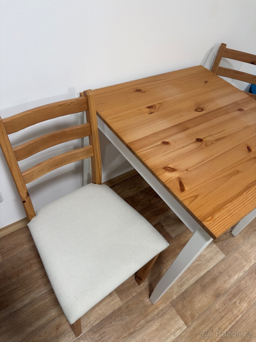 Jídelní stůl a židle IKEA - 2