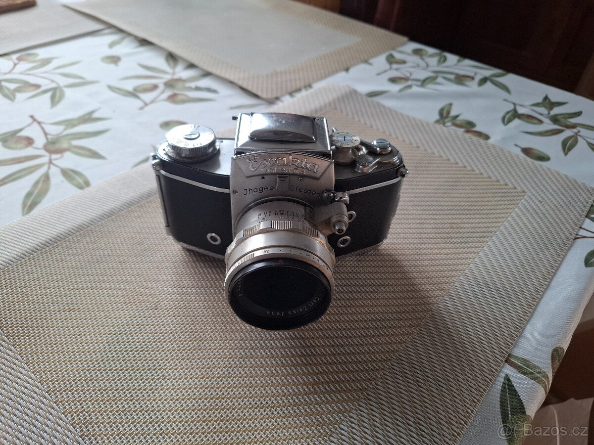 prodám sbírku fotoaparátů - 2
