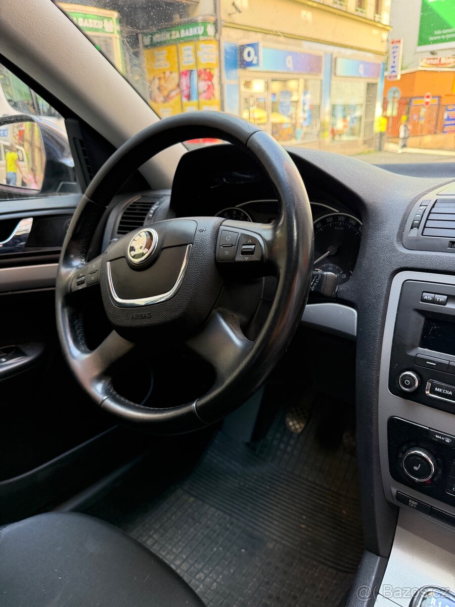 Škoda octavia II 1.6tdi - 2