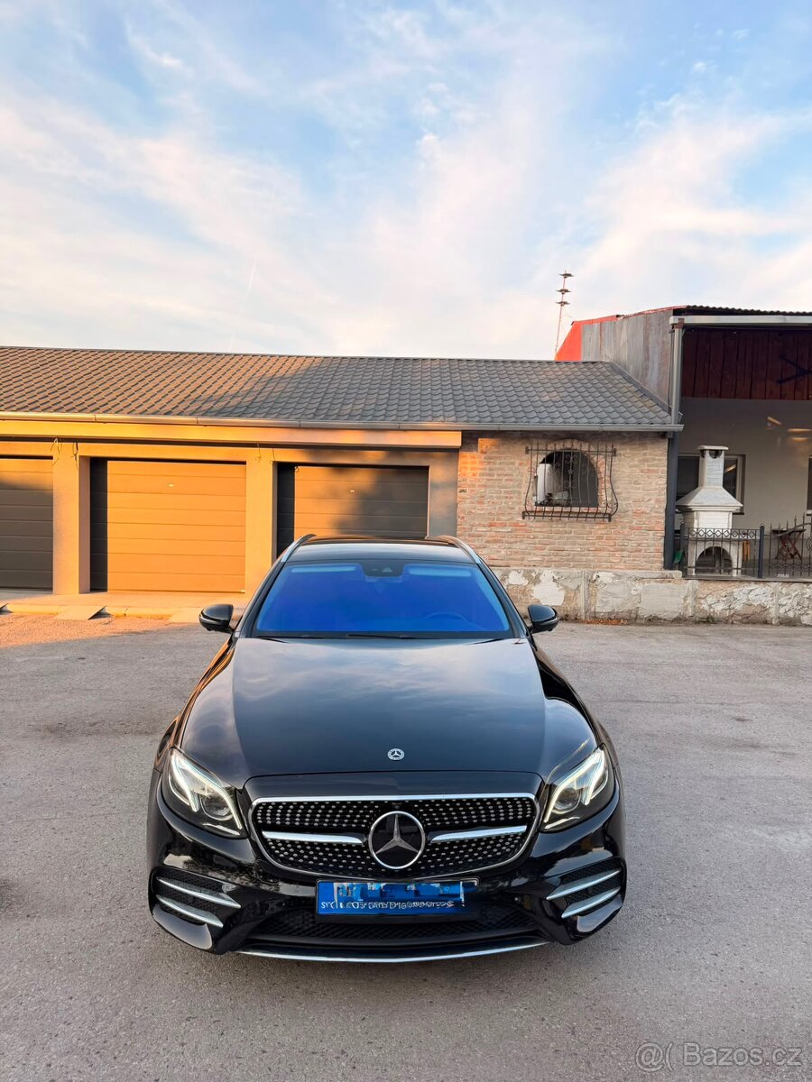 Mercedes Benz E220 AMG 143kw - 2