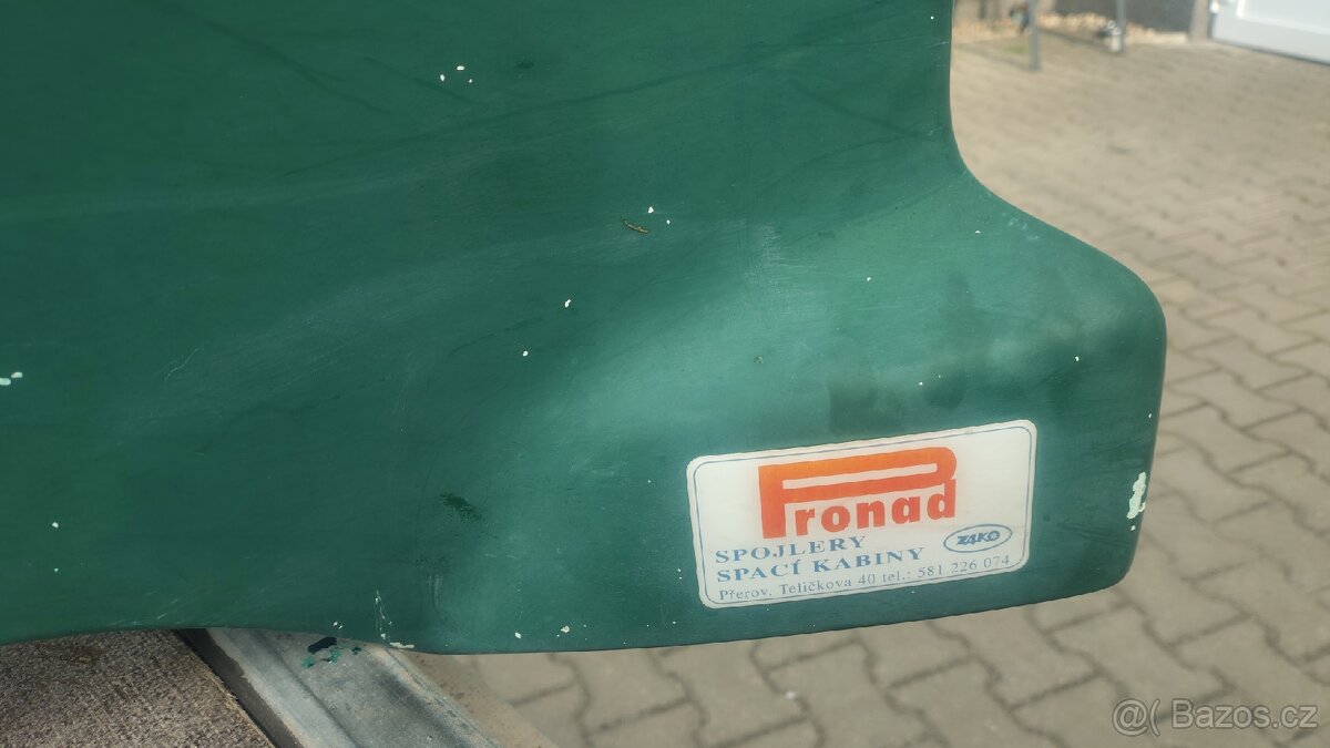 Střešní spoiler Renault Mascott - 2