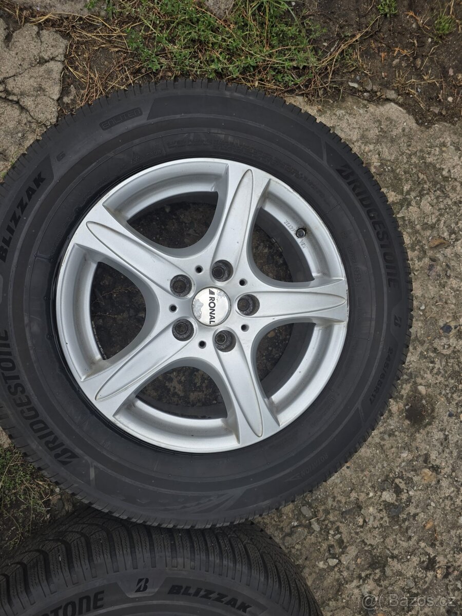 VW Amarok 245x65xR17 - 2