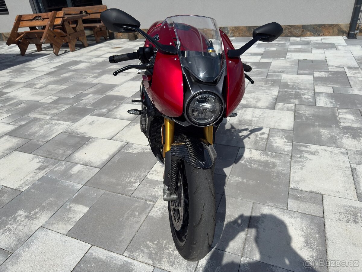 Triumph Speed Triple 1200 RR - 2