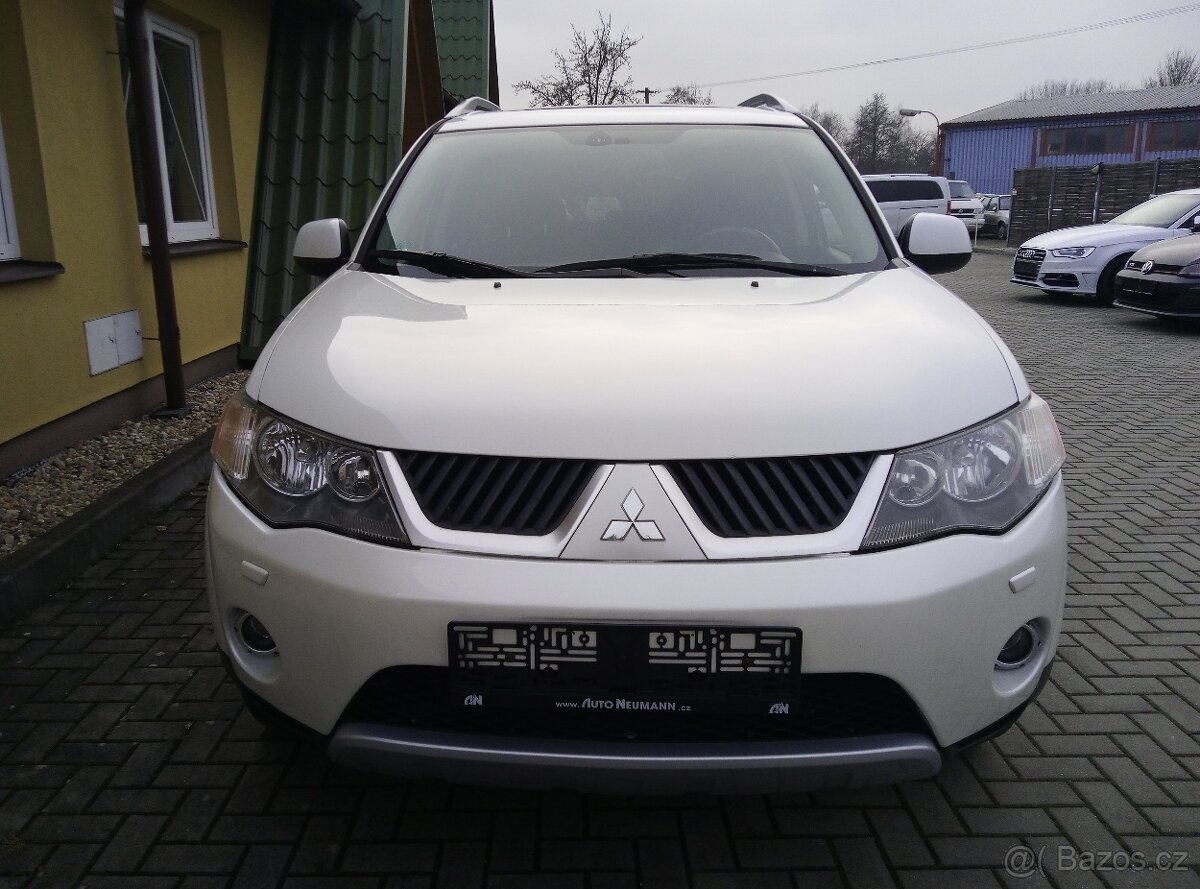 Mitsubishi Outlander, 2.2Di-D 115kW NAVI - 2