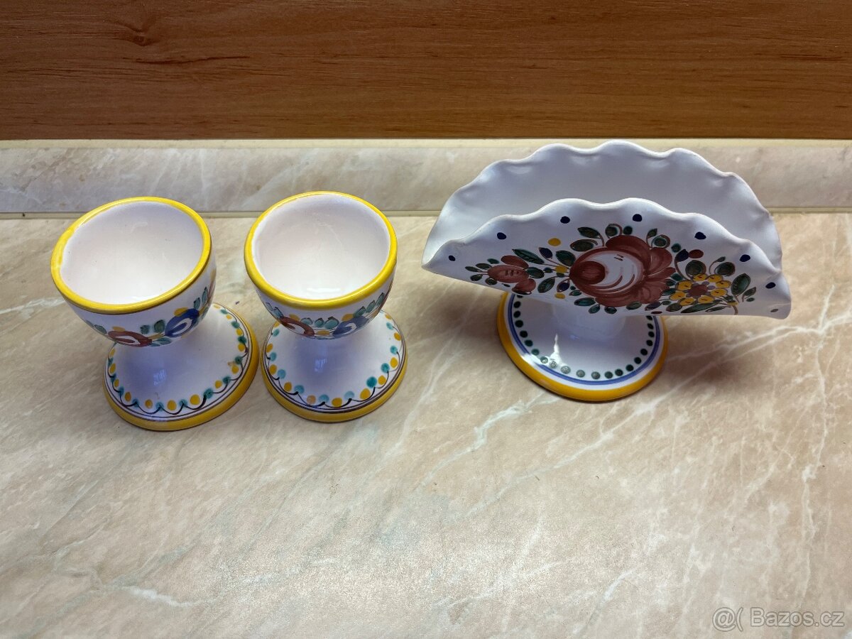 Stojánky na vajíčka a na ubrousky Tupeská keramika - 2