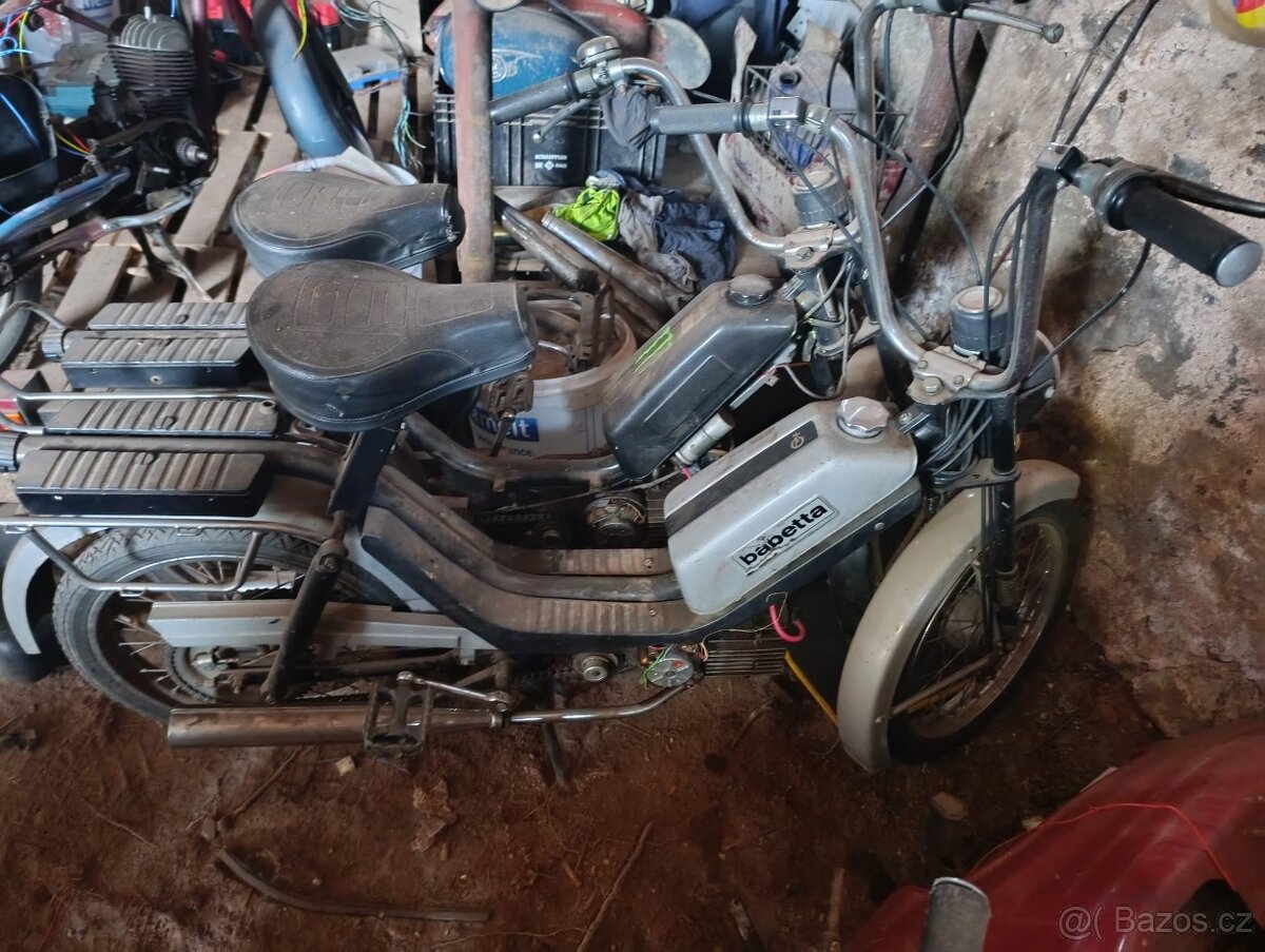 Jawa pionyr 21 a babeta 220 - 2