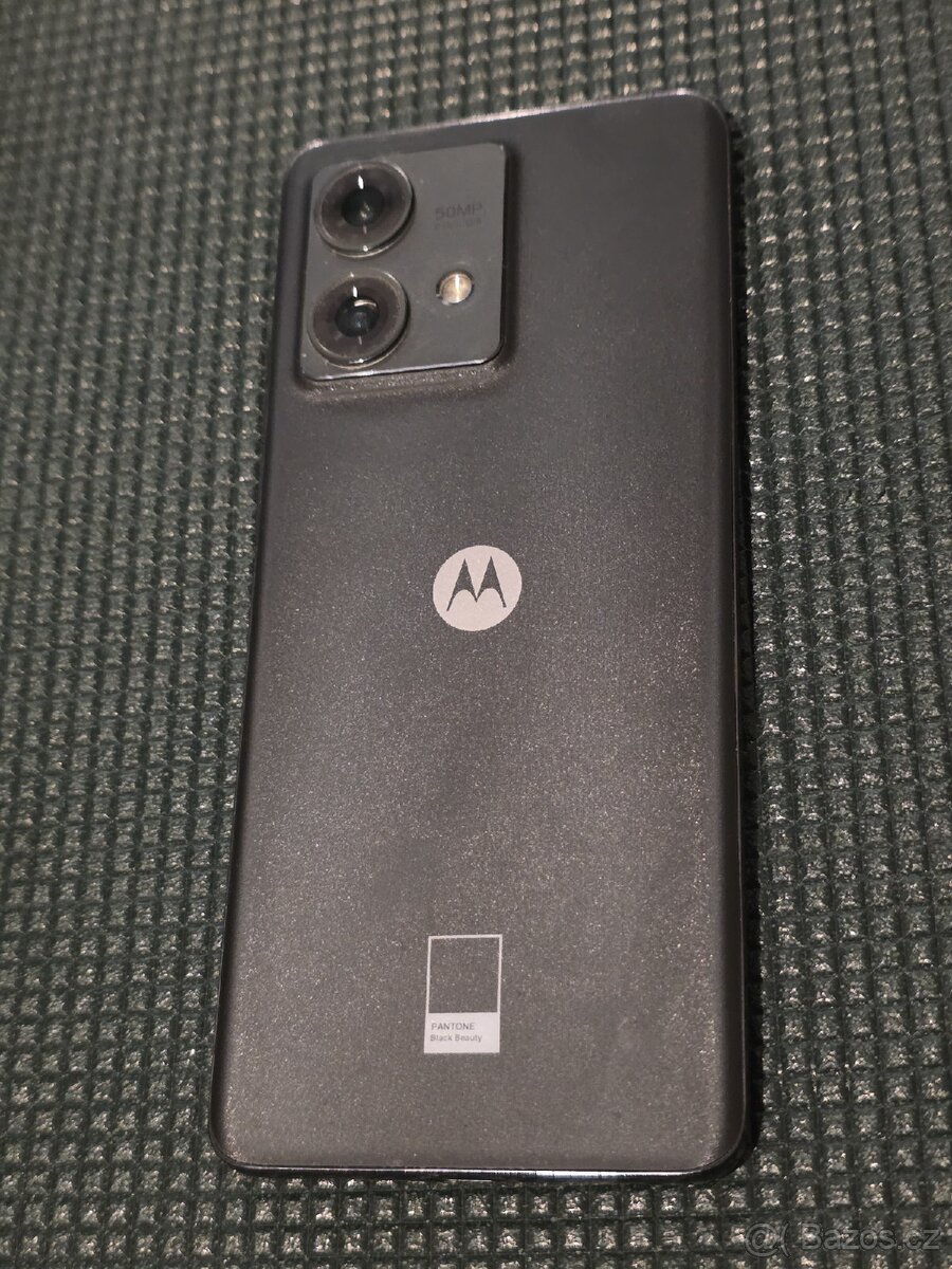 Motorola EDGE 40 Neo 12GB/256GB černá - 2