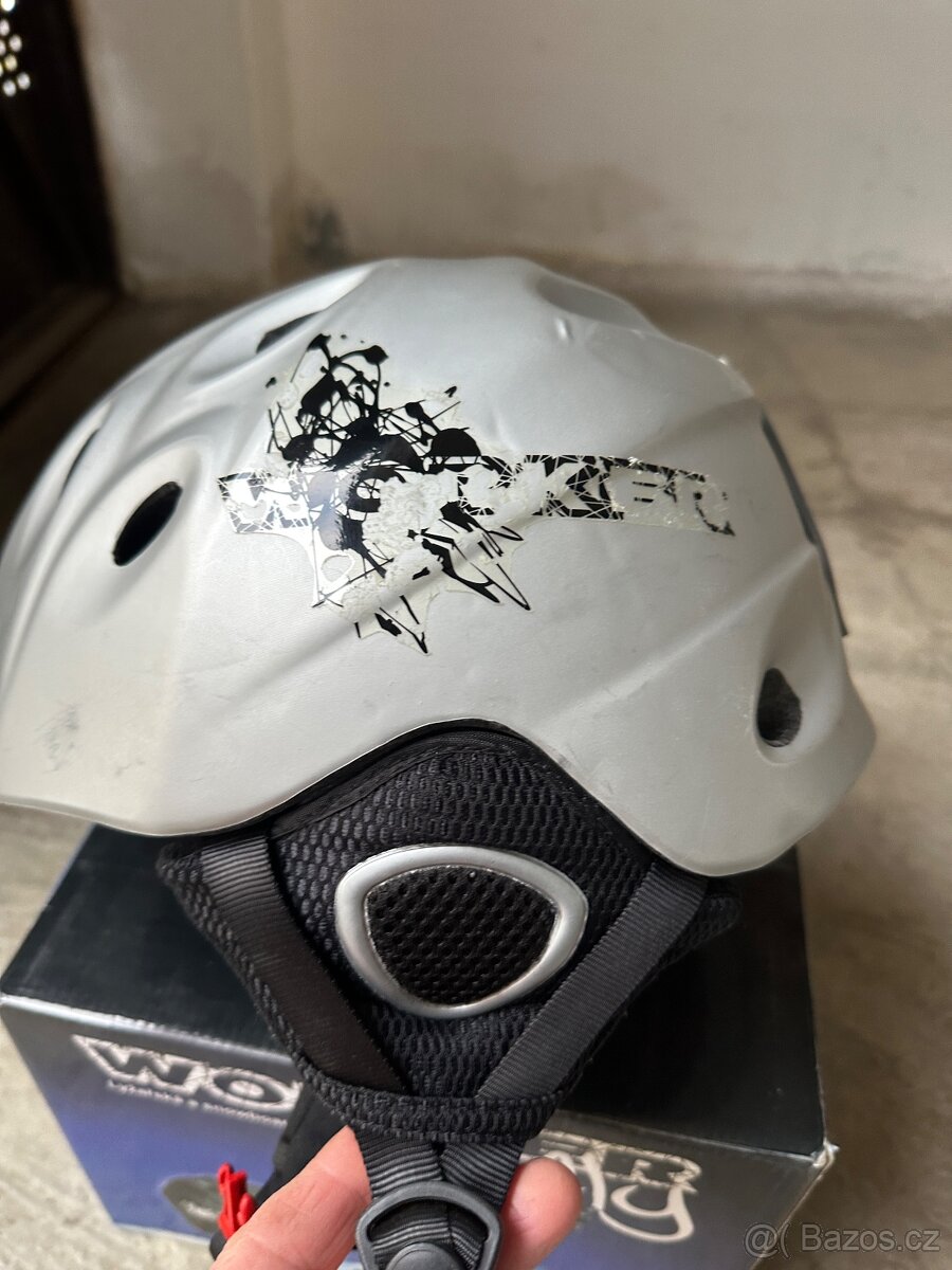 Lyžařská helma 56-57cm - 2