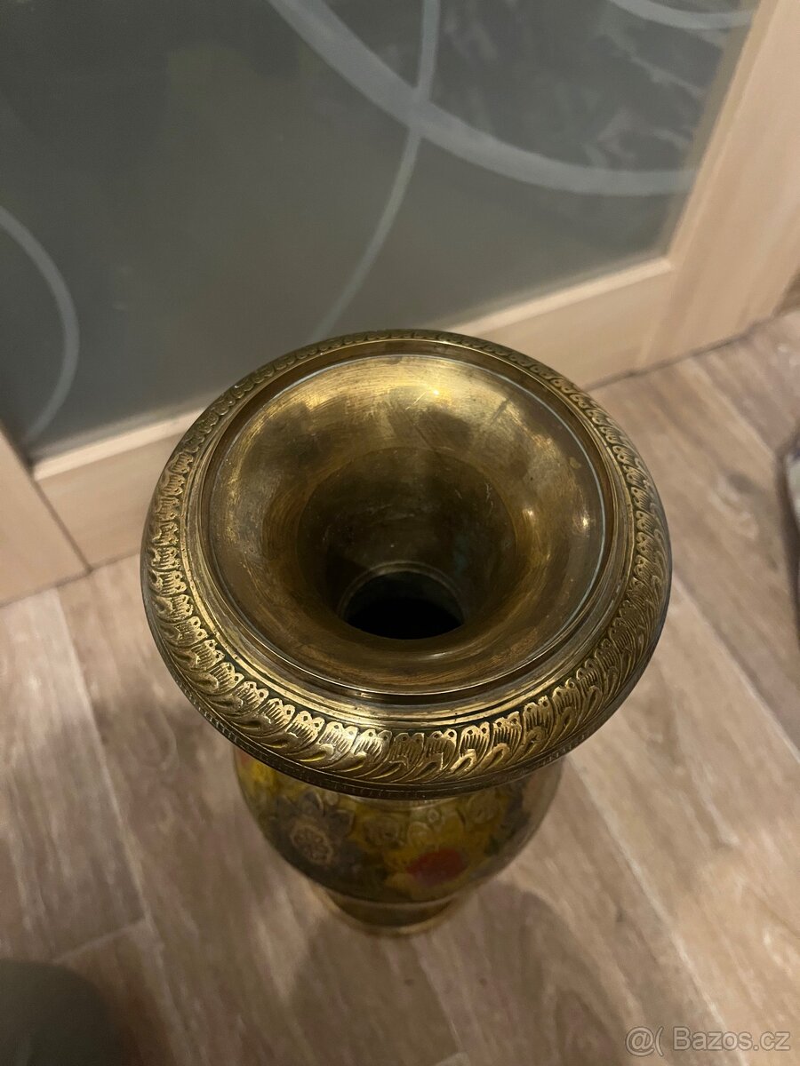 Stará mosazná váza - 2
