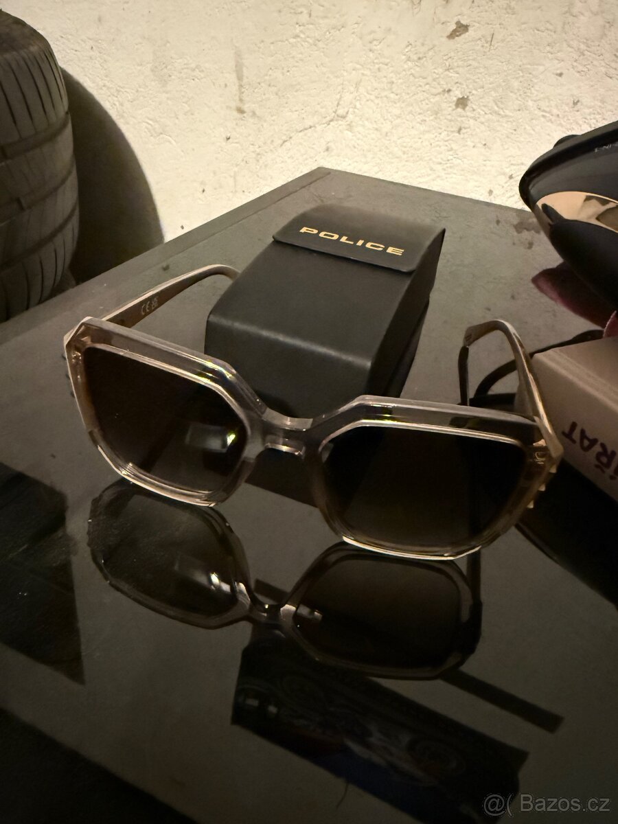 Sluneční brýle police - 2