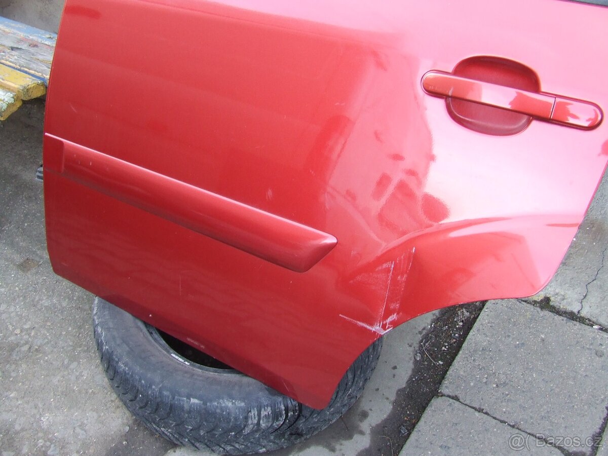 Prodám dveře Ford Fiesta Mk5 - 2