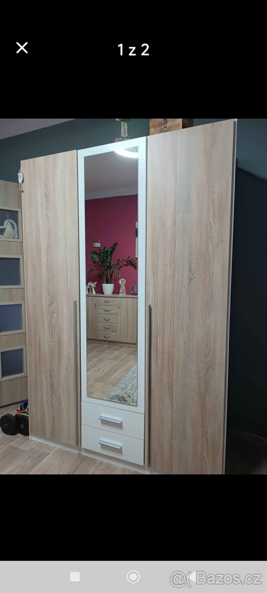 Šatní skříň - 2
