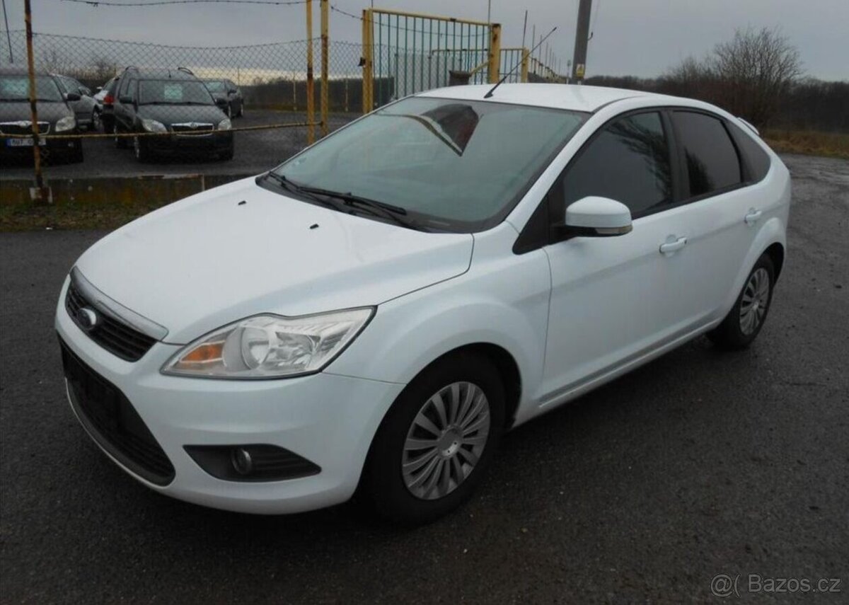 Ford Focus 1,6 74 kW KLIMA Serviska benzín - 2