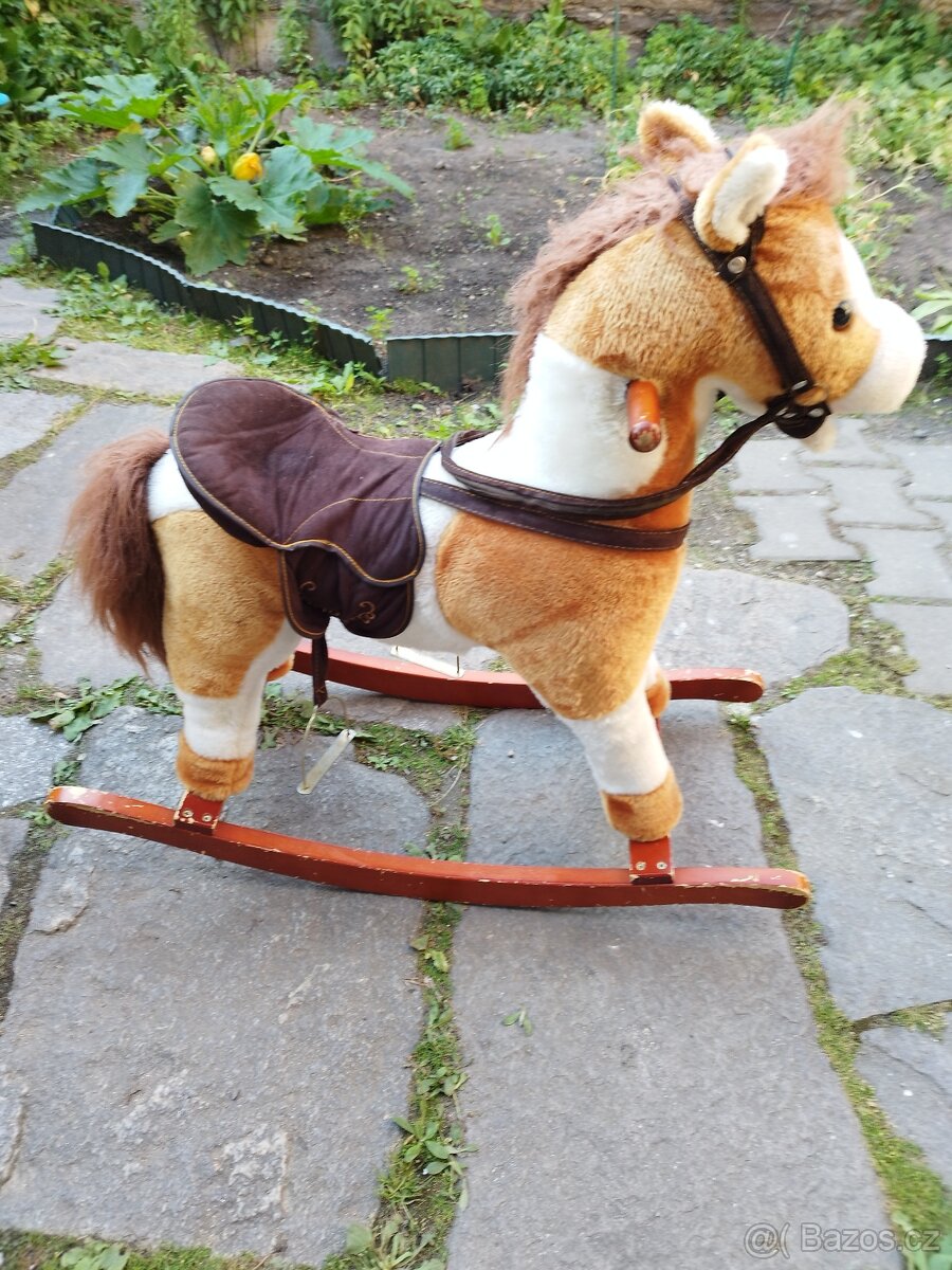 Houpací koník - 2