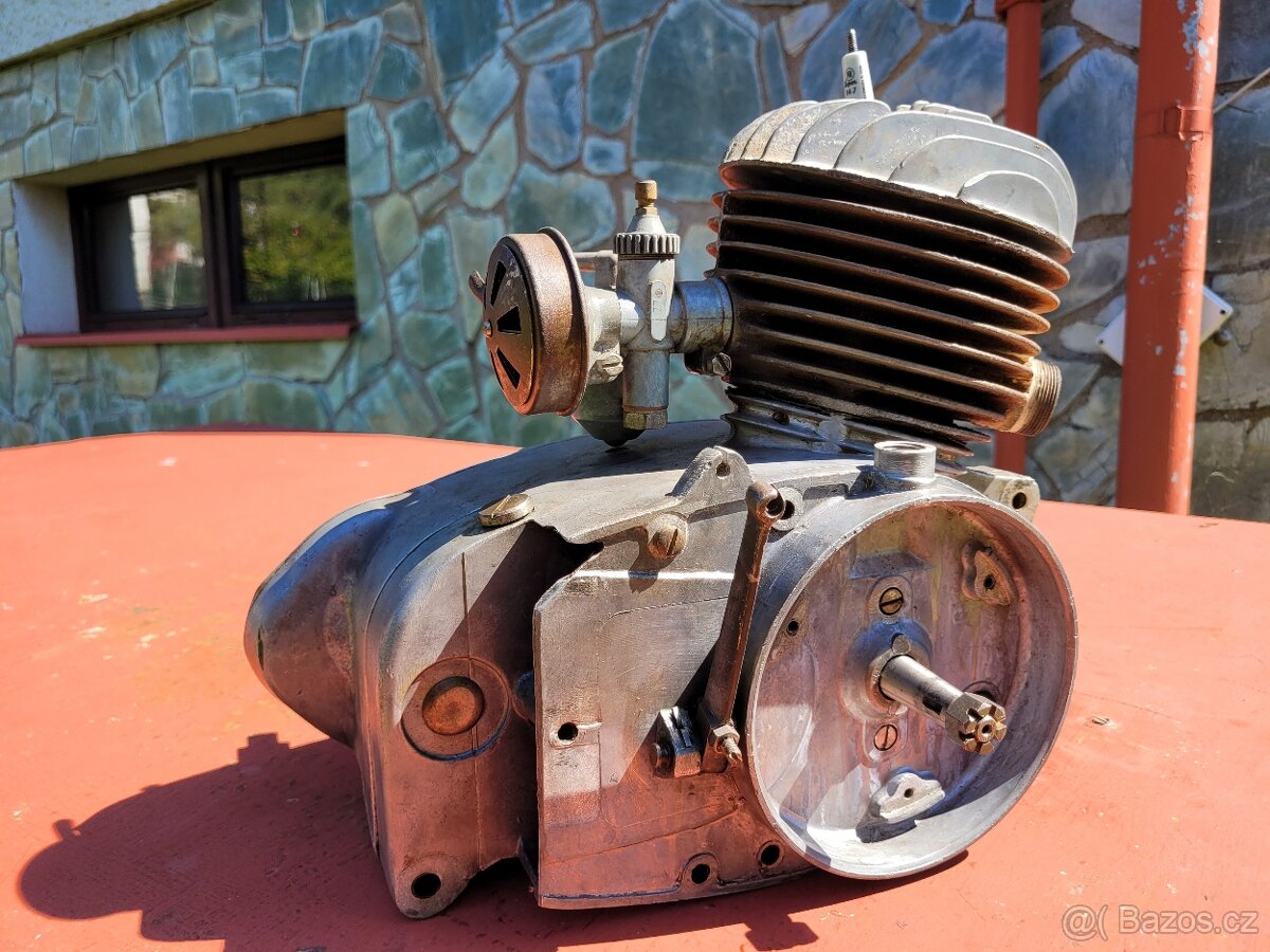 Motor Manet 90 - 2