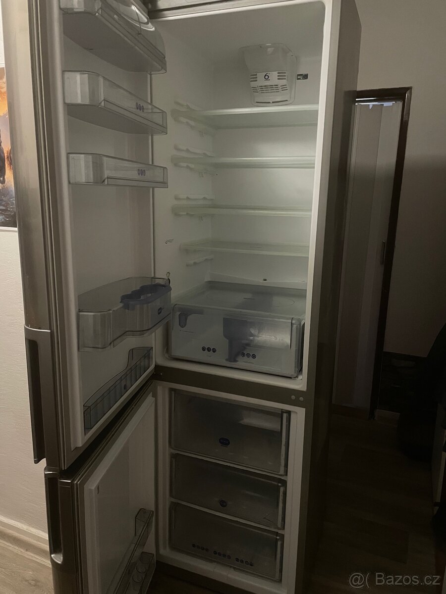 Lednička Whirlpool 6 sense - 2